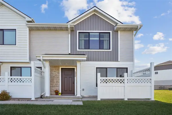 2666 SE Osier Avenue, West Des Moines, IA 50265