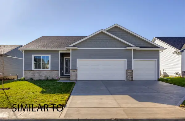 711 NE Doe Pointe Drive, Ankeny, IA 50021