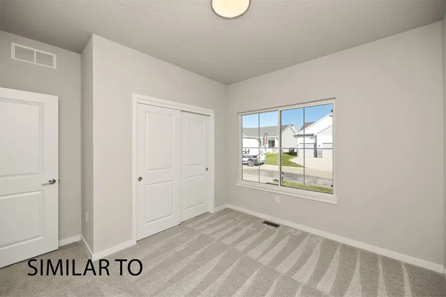 711 NE Doe Pointe Drive, Ankeny, IA 50021 - Image #3