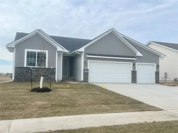 410 NE Madison Avenue, Elkhart, IA 50073