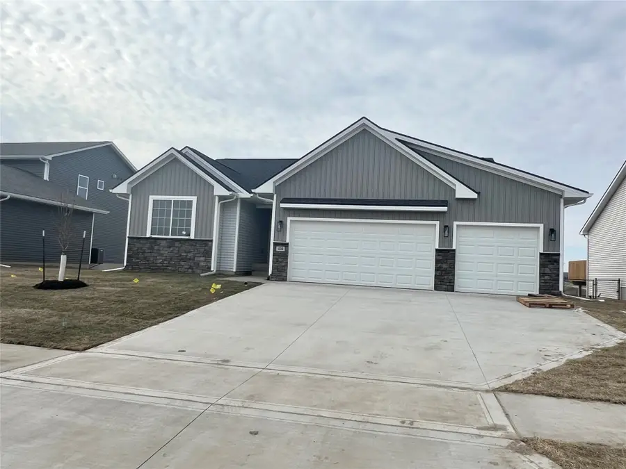 410 NE Madison Avenue, Elkhart, IA 50073 - Image #2