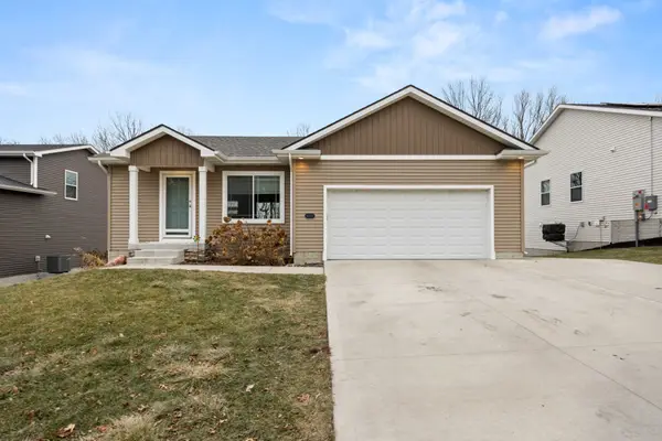 5337 Carter Court, Johnston, IA 50131