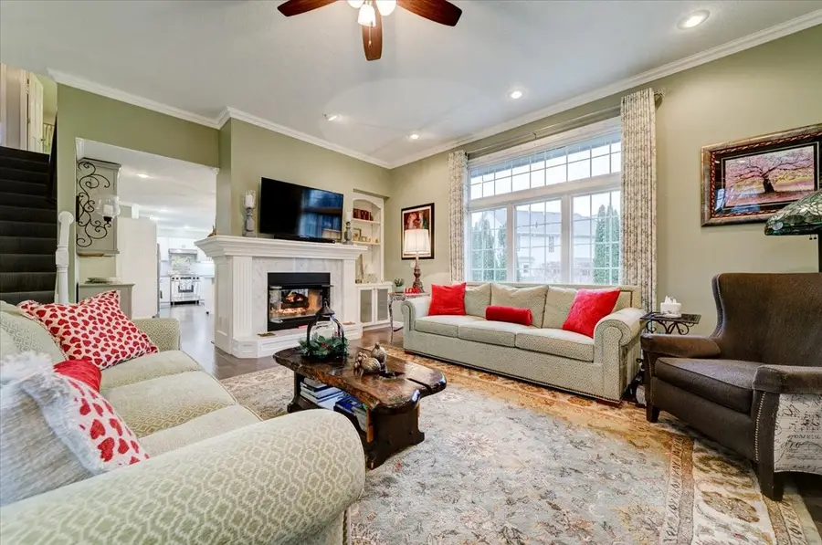 14006 Buena Vista Drive, Urbandale, IA 50323 - Image #3