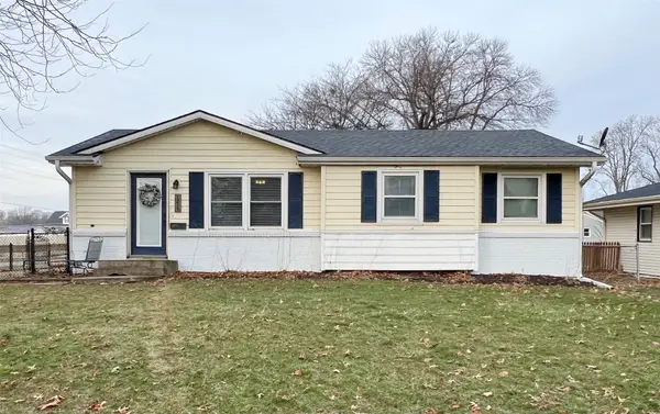 1215 E 13th Street S, Newton, IA 50208