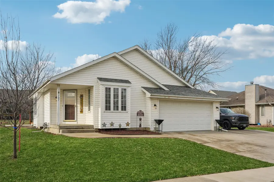 707 Marshall Court N, Prairie City, IA 50228 - Image #2
