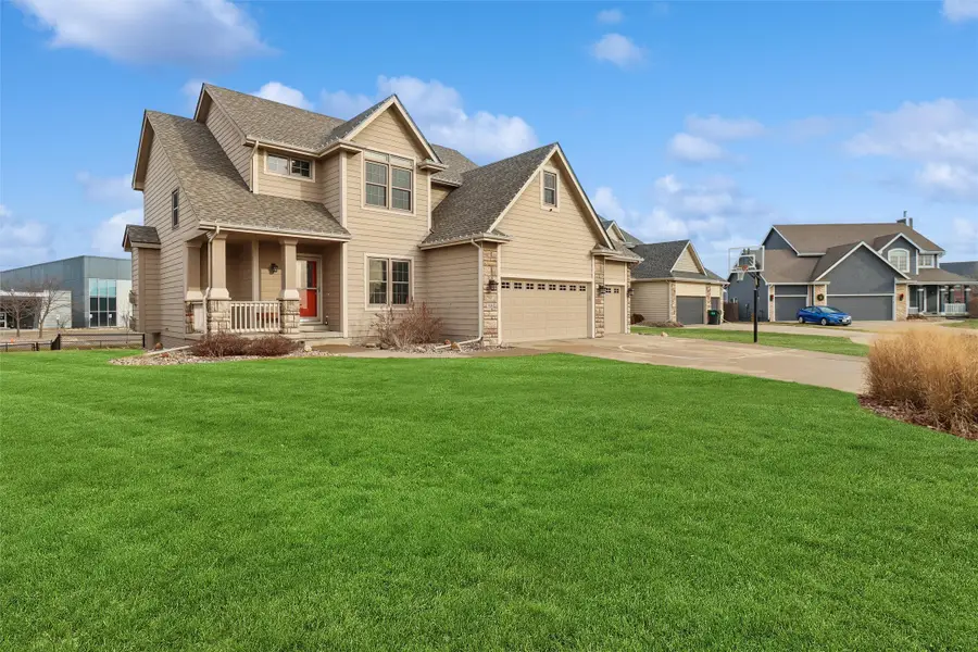 908 NW 33rd Street, Ankeny, IA 50023 - Image #2