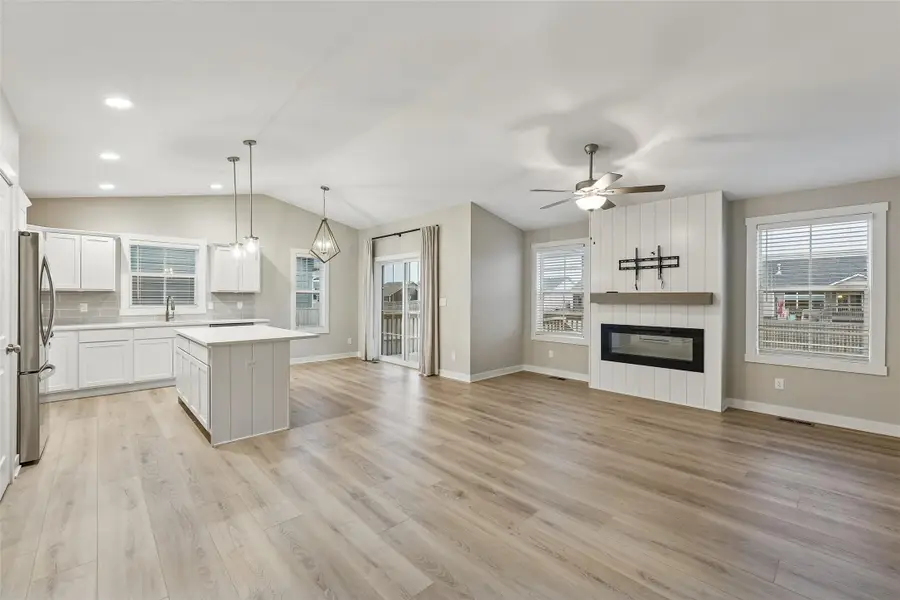 216 11th Court Nw, Bondurant, IA 50035 - Image #3