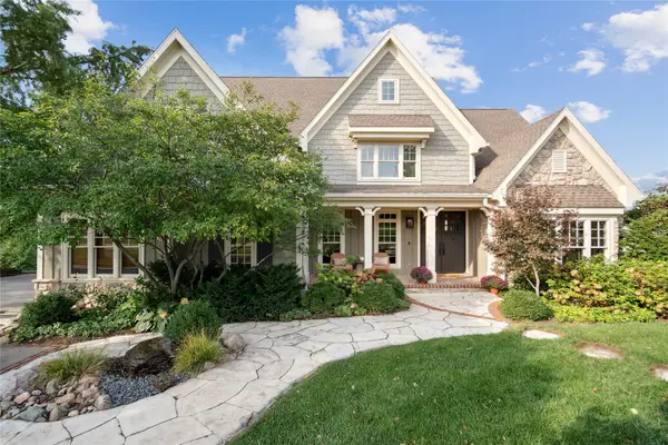 1721 W 4th Street, Pella, IA 50219