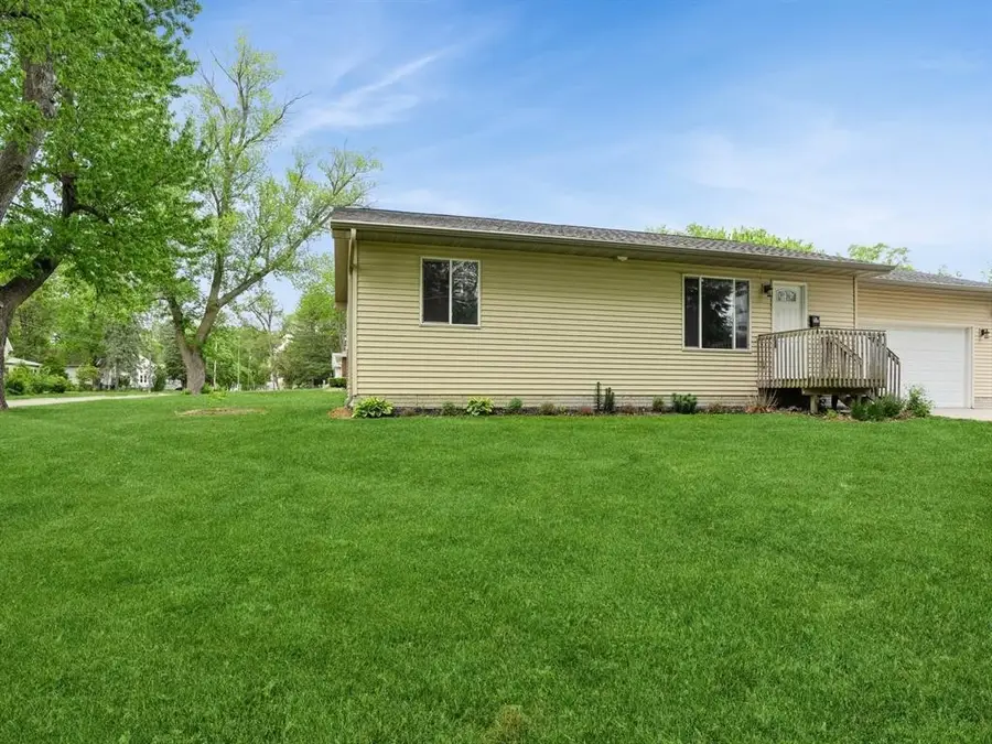 6205 SW 12th Street, Des Moines, IA 50315 - Image #3