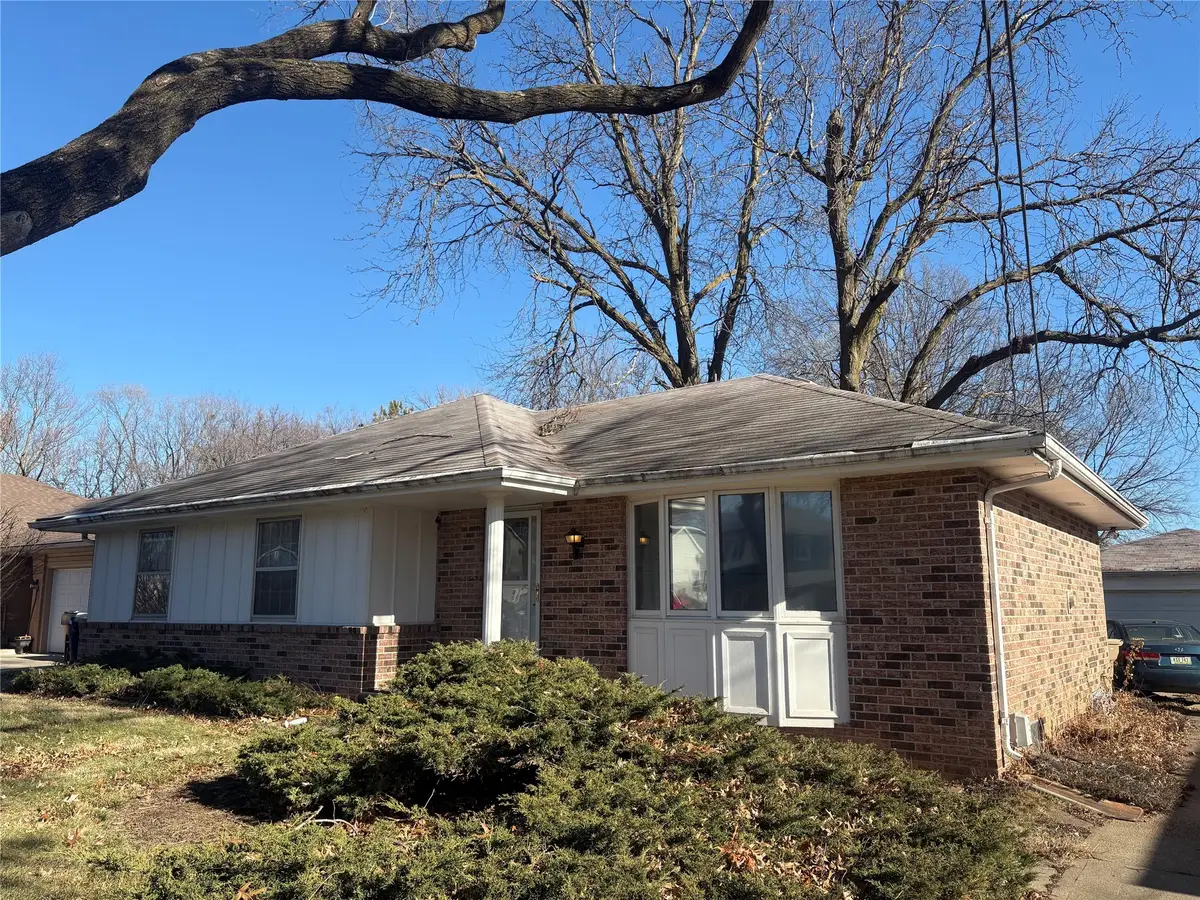 4405 62nd Street, Urbandale, IA 50322 - Image #1