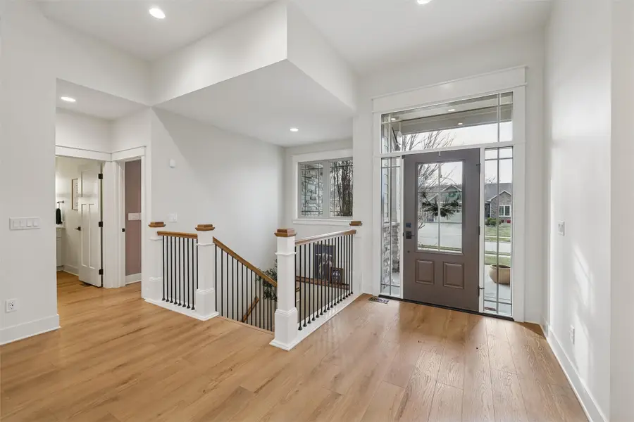 1003 NE Williamsburg Court, Ankeny, IA 50021 - Image #2