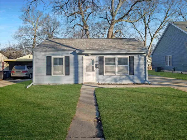 4117 5th Avenue, Des Moines, IA 50313