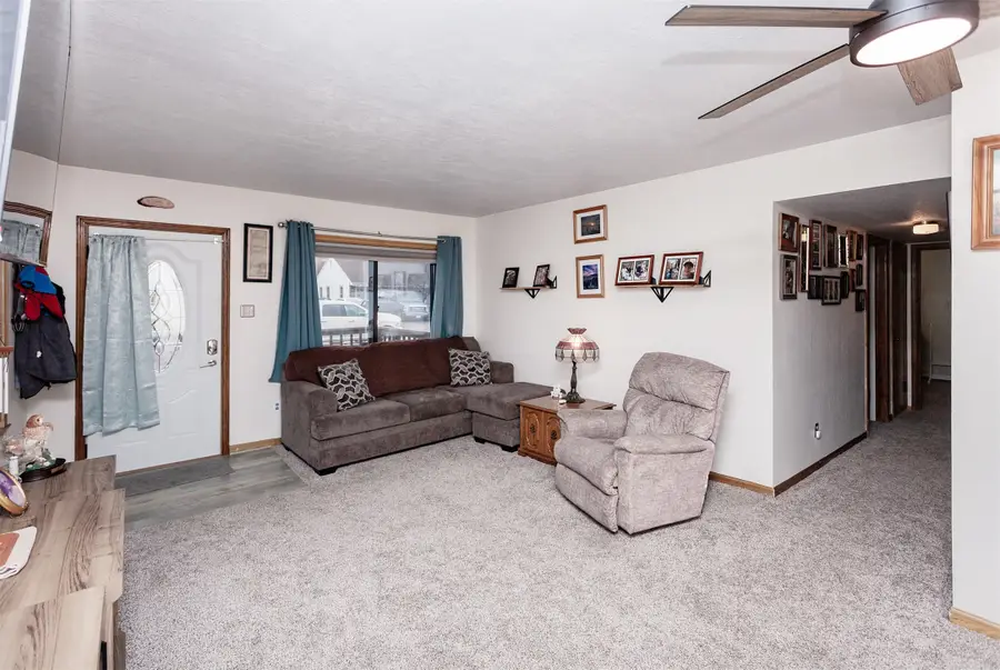 1007 69th Street, Windsor Heights, IA 50324 - Image #2