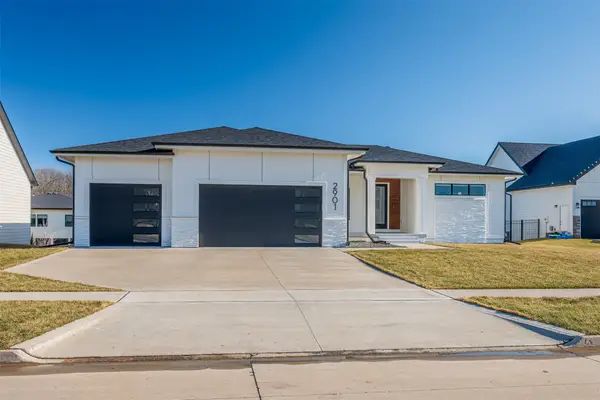 2901 NE Cherry Court, Grimes, IA 50111