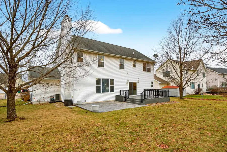 15421 Prairie Avenue, Urbandale, IA 50323 - Image #2