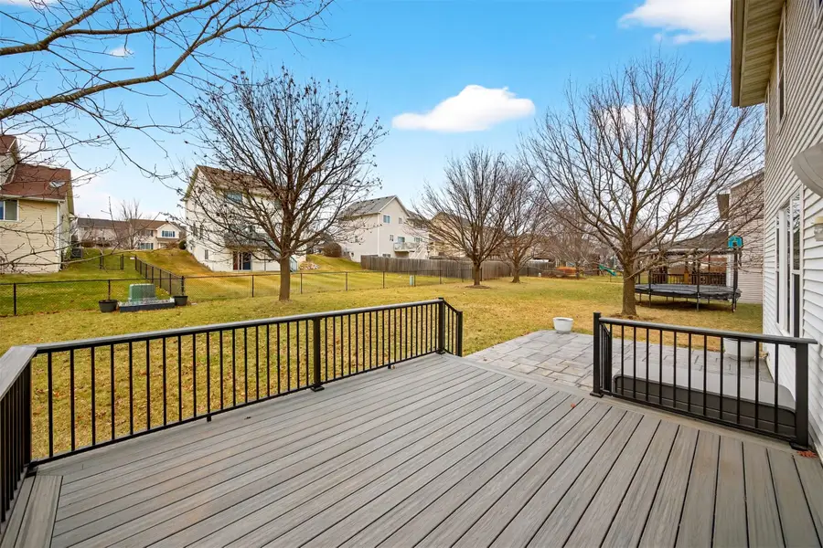 15421 Prairie Avenue, Urbandale, IA 50323 - Image #3