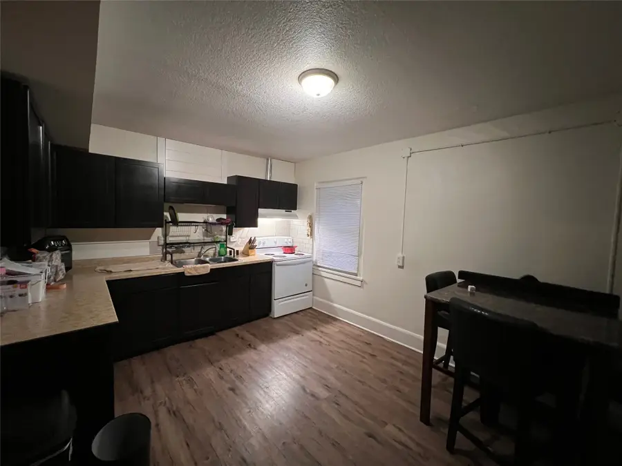 3516 SW 9th Street, Des Moines, IA 50315 - Image #3