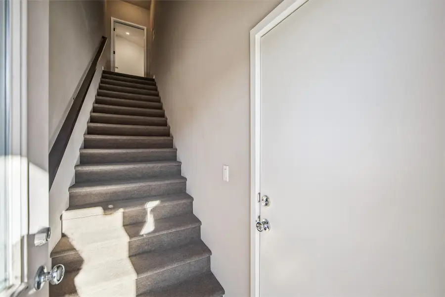 2407 NE Oak Drive #4, Ankeny, IA 50021 - Image #3