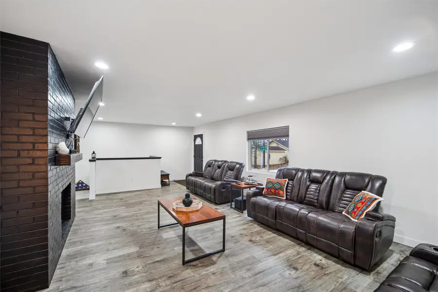 5706 SE 66th Place, Carlisle, IA 50047 - Image #2