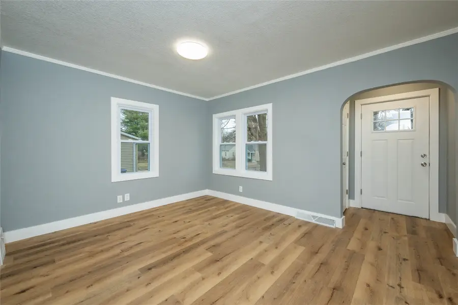 2609 Adams Avenue, Des Moines, IA 50310 - #2