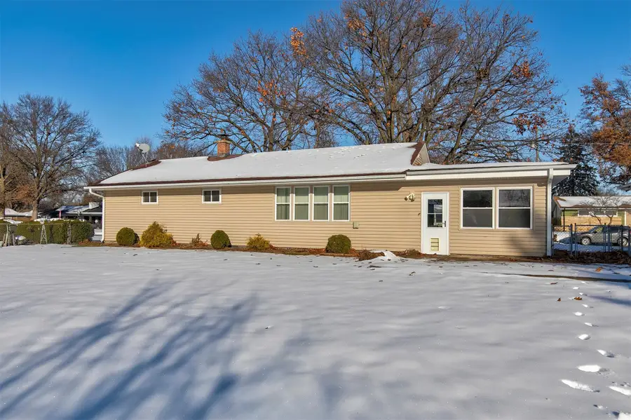 707 S 13th Avenue W, Newton, IA 50208 - Image #3