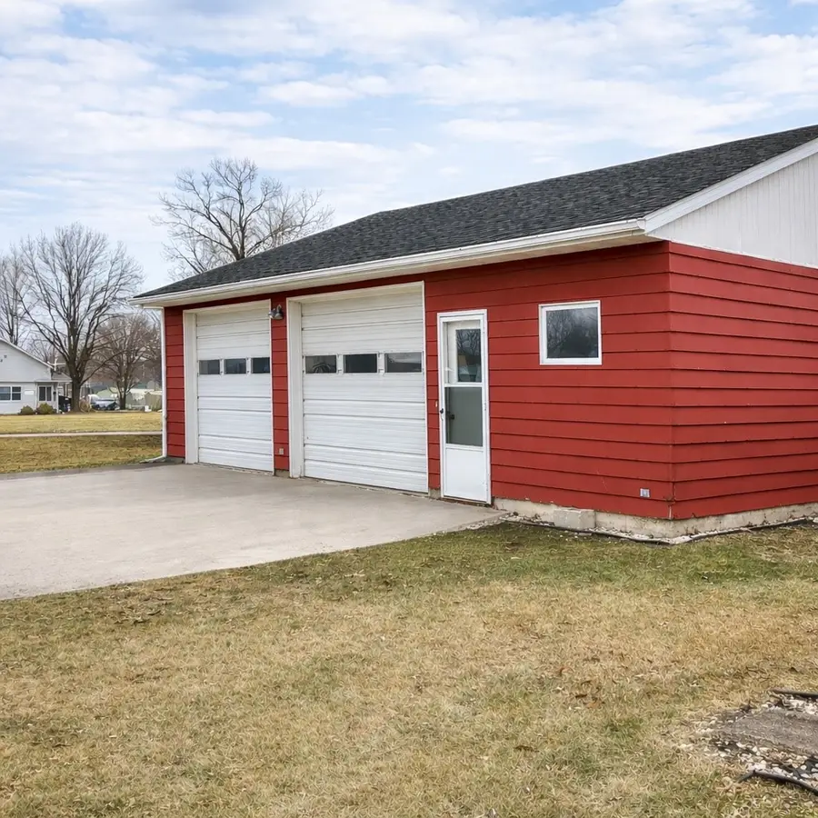 516 N G Street, Oskaloosa, IA 52577 - Image #2