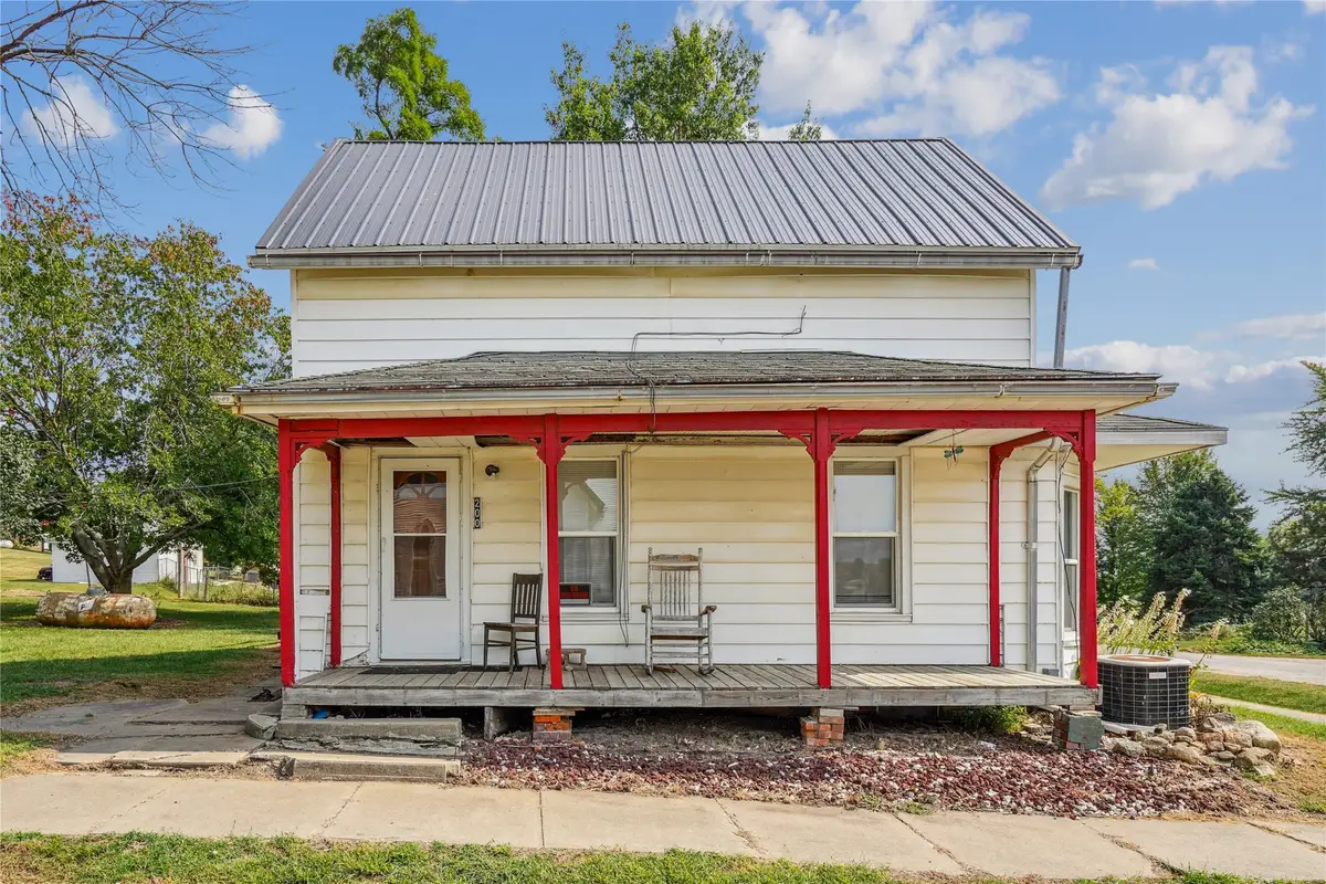 200 Lockwood Street, Guernsey, IA 52221 - #1