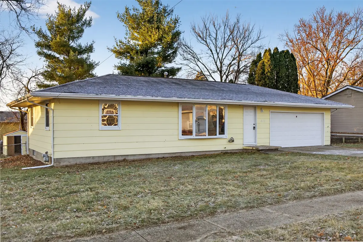 671 Marlou Parkway, Des Moines, IA 50320 - Image #1