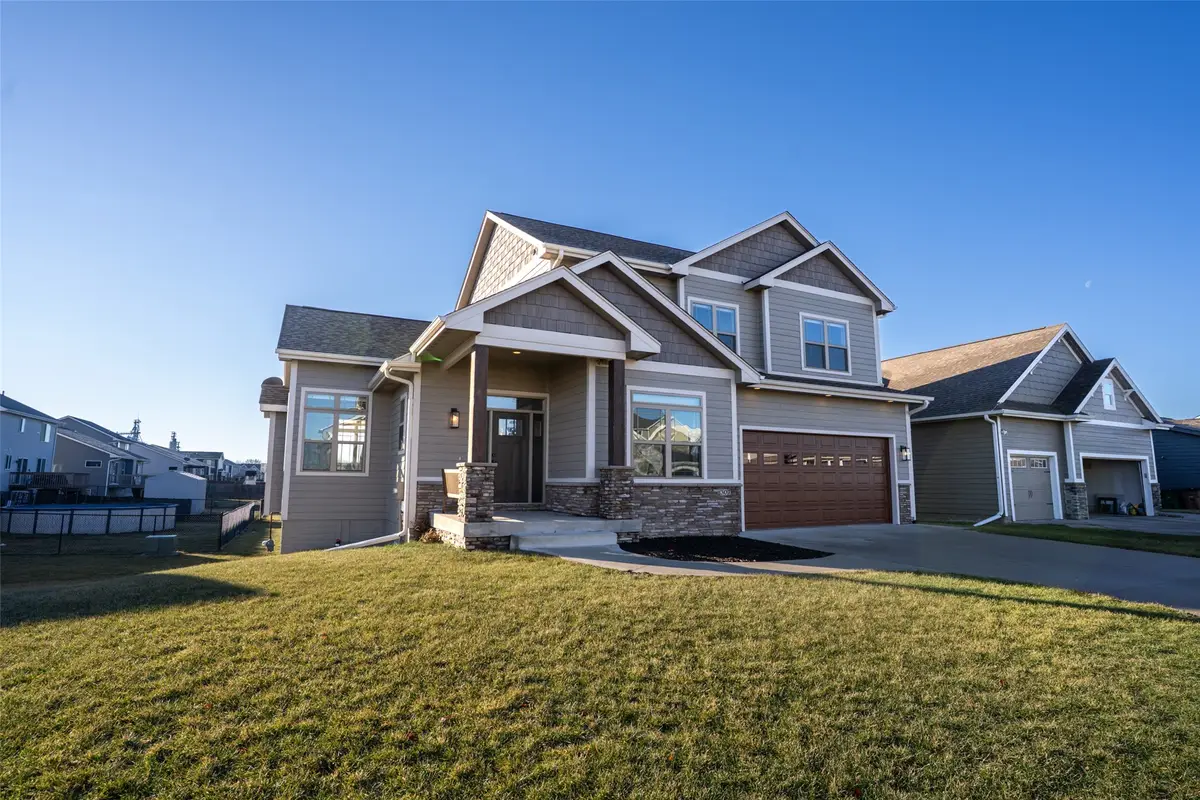 307 Aspen Drive Ne, Bondurant, IA 50035 - Image #1