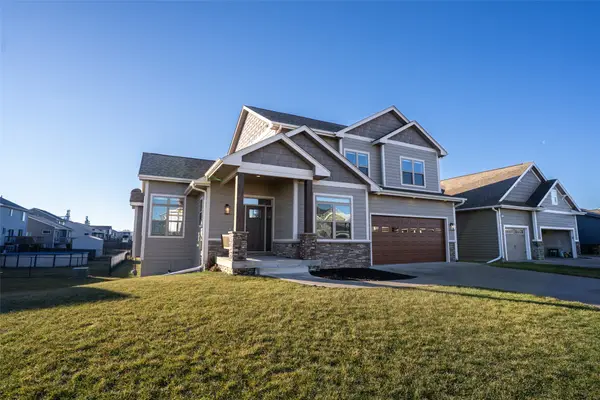 307 Aspen Drive Ne, Bondurant, IA 50035