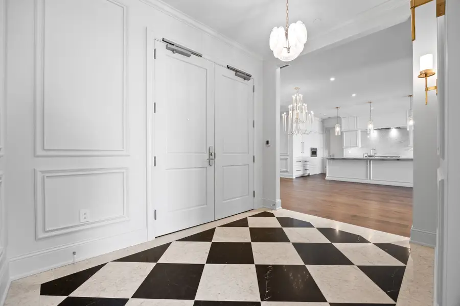 595 60th Street S #404, West Des Moines, IA 50266 - Image #2