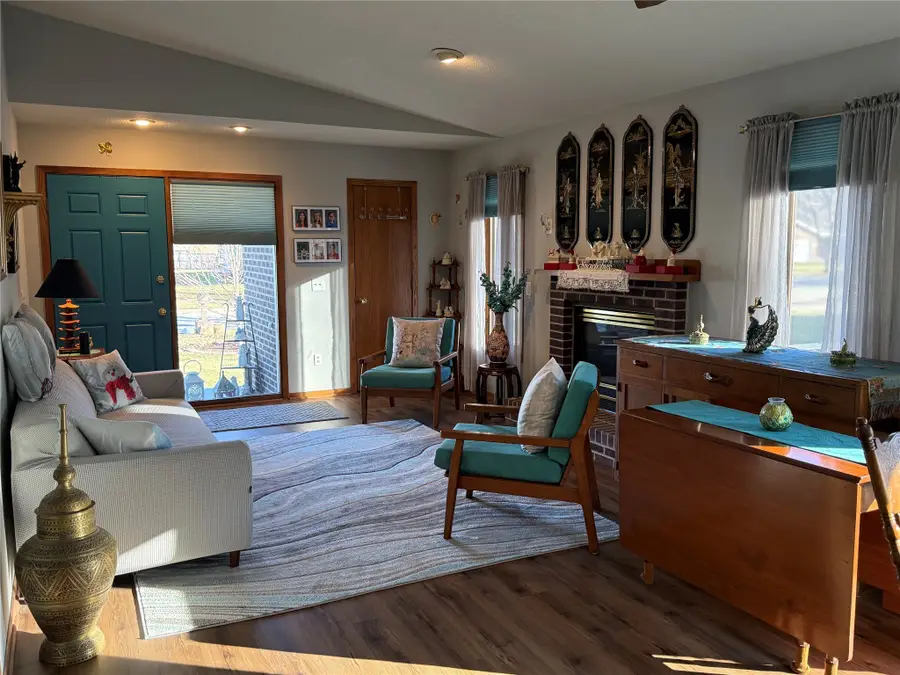 912 N 6th Avenue Circle, Winterset, IA 50273 - Image #3