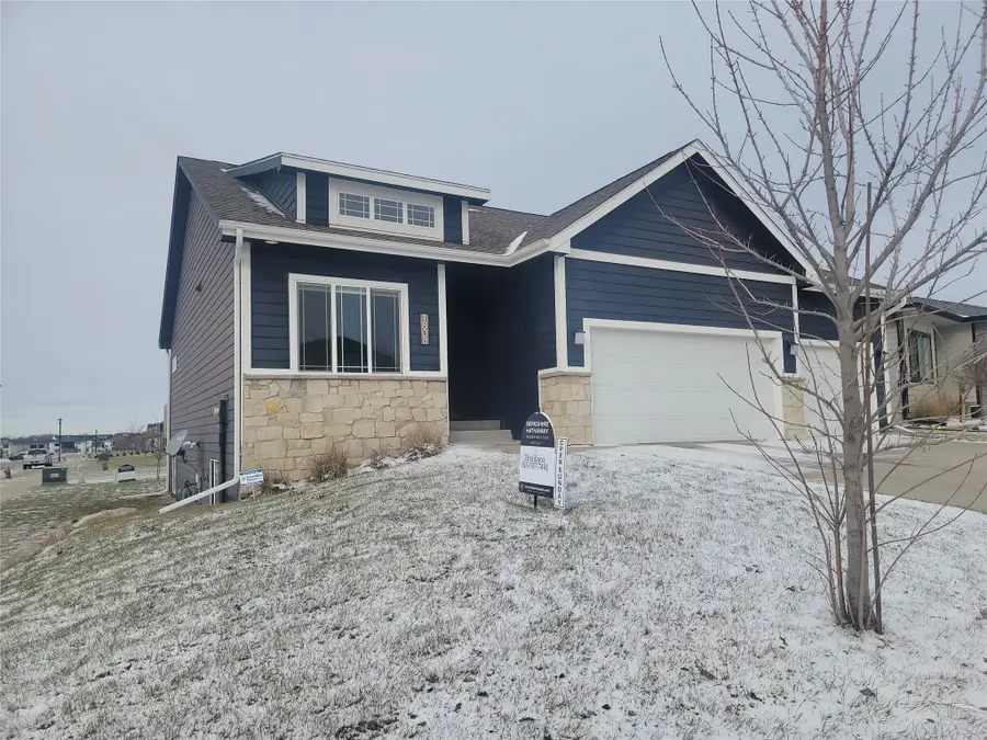 1808 NE Heritage Drive, Grimes, IA 50111 - Image #2