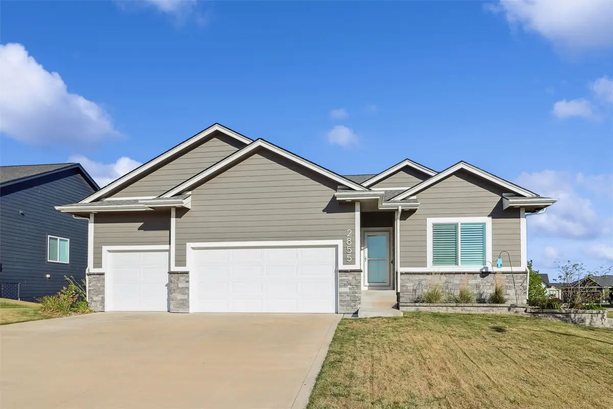 2855 Serenity Drive, Waukee, IA 50263 - Image #1