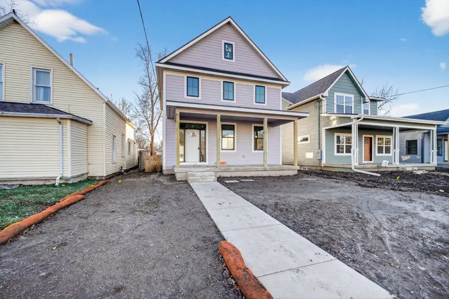 425 E Granger Avenue, Des Moines, IA 50315 - Image #2