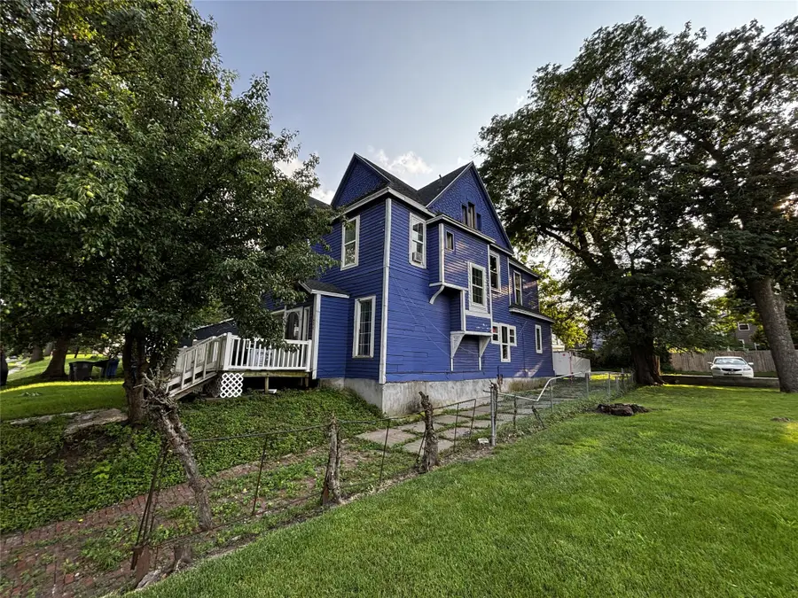 1420 9th Street, Des Moines, IA 50314 - #3
