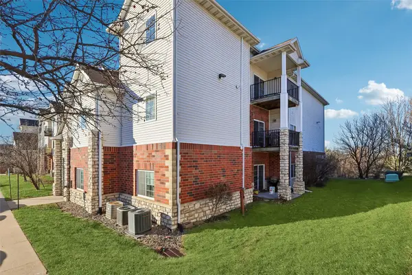 6255 Beechtree Drive #3107, West Des Moines, IA 50266