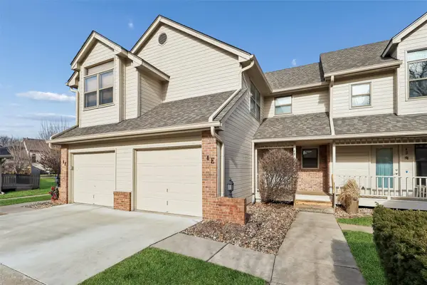 1070 50th Street #4E, West Des Moines, IA 50266