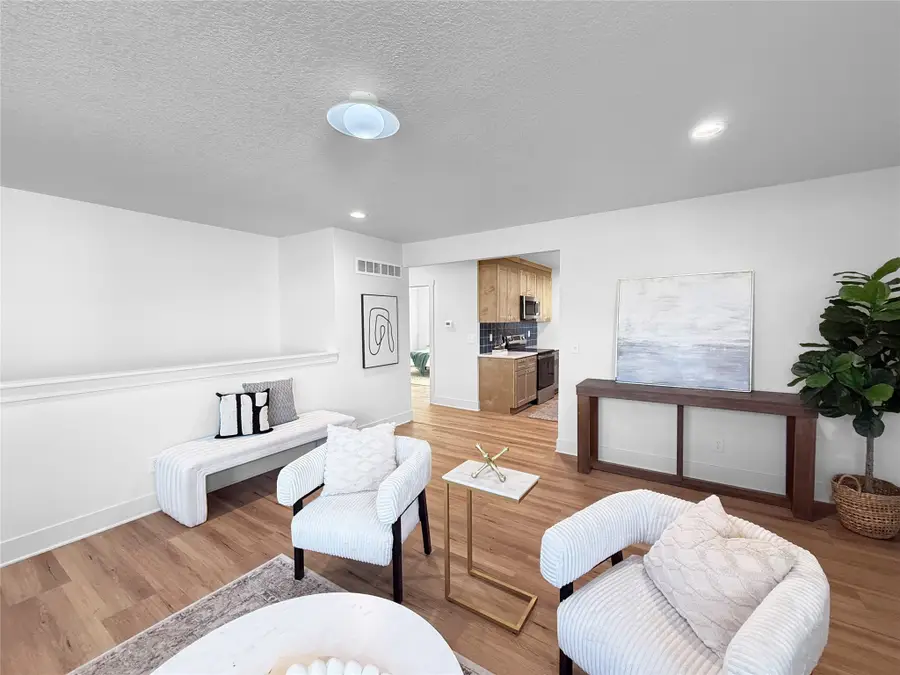 441 E Dunham Avenue, Des Moines, IA 50315 - Image #3