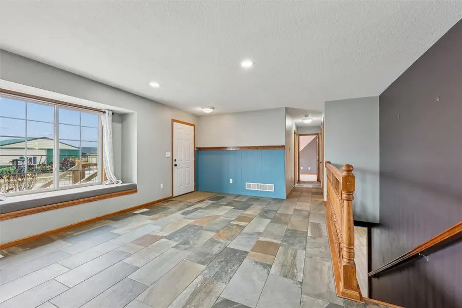 401 NE Mandy Avenue, Elkhart, IA 50073 - Image #3