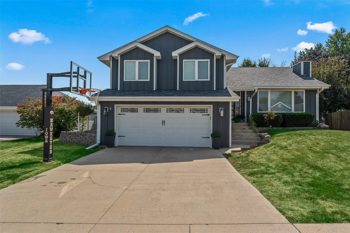 2409 N 7th Avenue E, Newton, IA 50208 - Image #1