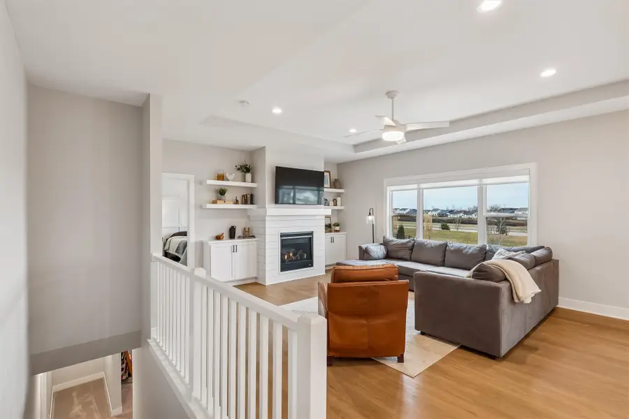 14812 Goldenrod Circle, Urbandale, IA 50323 - Image #2