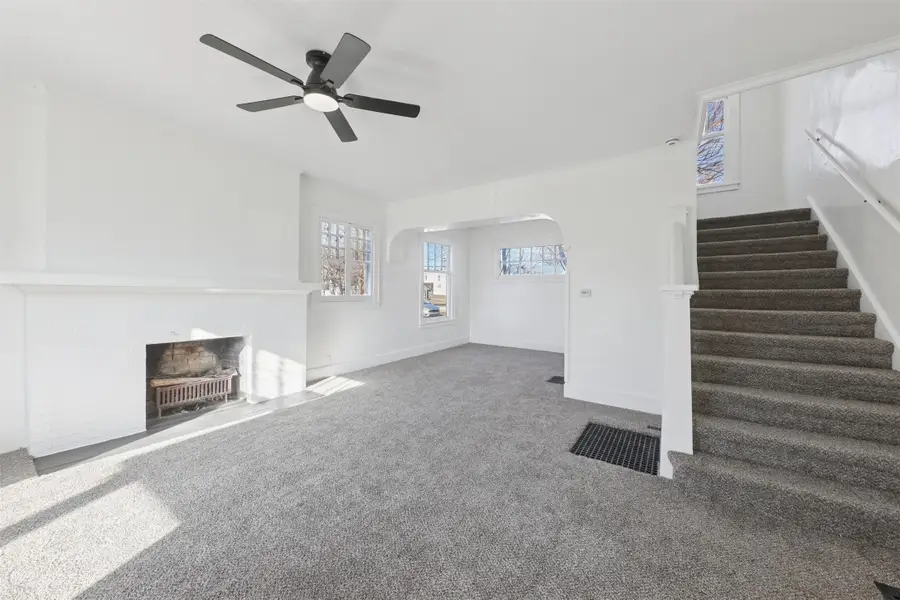 813 Armory Avenue, Chariton, IA 50049 - Image #2