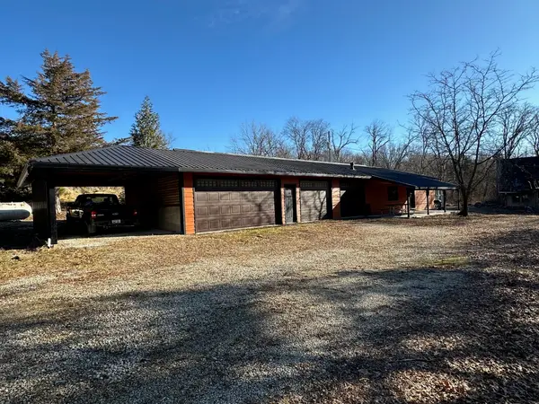 2236 Carver Road, Winterset, IA 50273