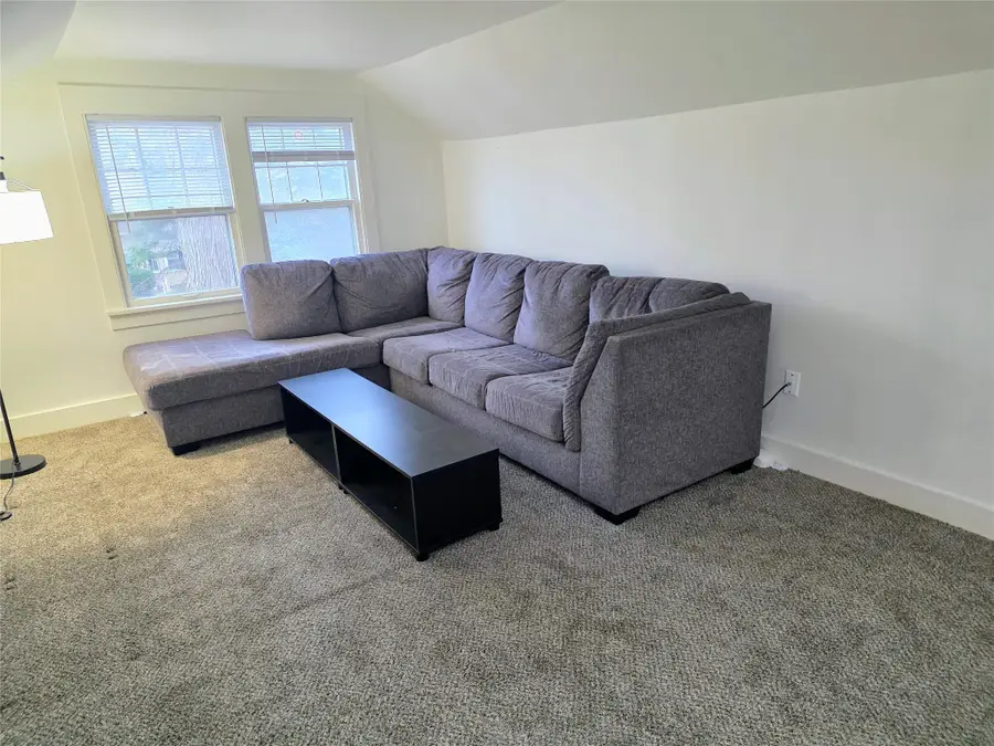 1134 39th Street, Des Moines, IA 50311 - Image #3