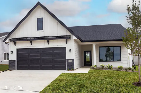 1513 Garland Avenue, Norwalk, IA 50211