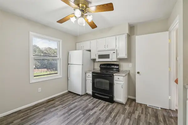 930 Emma Avenue, Des Moines, IA 50315