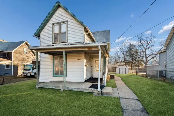 1527 Martin Luther King Jr Parkway, Des Moines, IA 50314