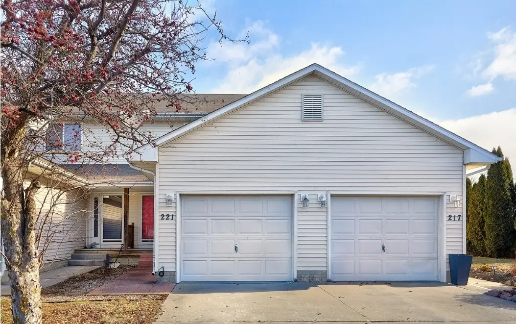 221 N Cherokee Drive, Polk City, IA 50226 - Image #1