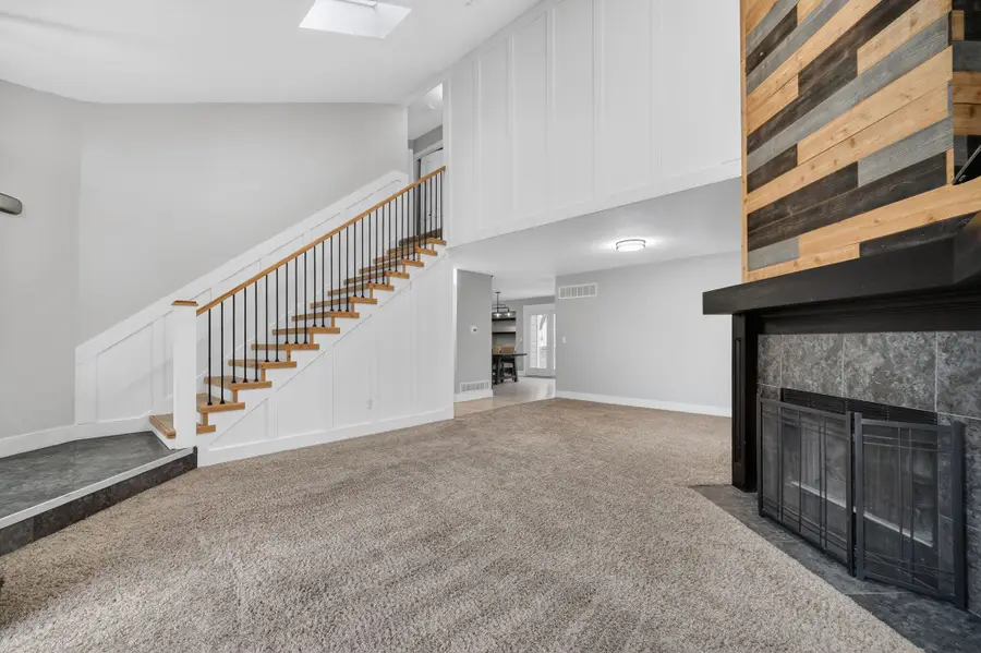 5840 Pleasant Street, West Des Moines, IA 50266 - #2